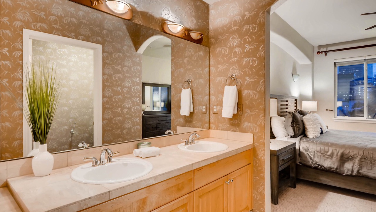 Photo of Bathroom in Uptown