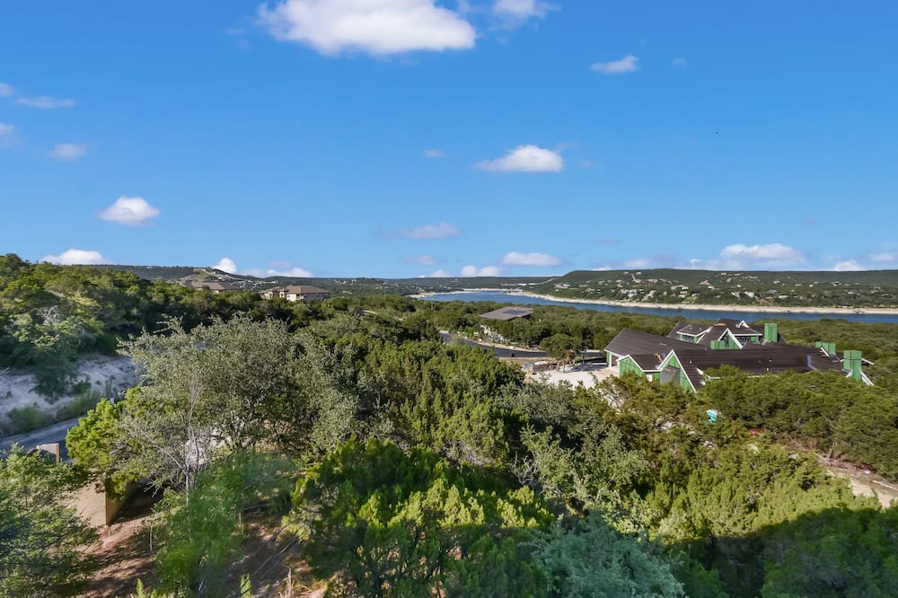 Photo of Others in Northshore On Lake Travis