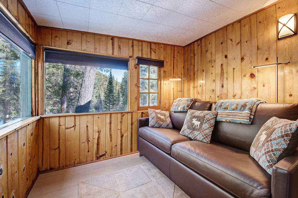 Photo of Bedroom in Lyons