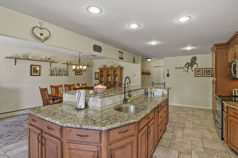 Photo of Kitchen in Grand View Estates