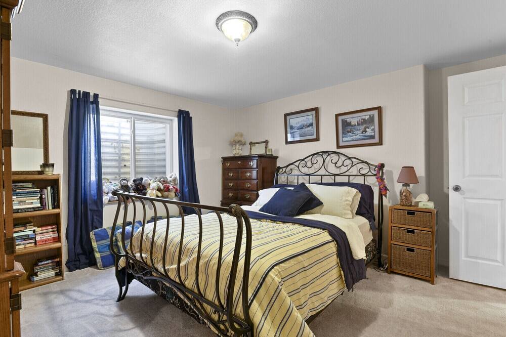 Photo of Bedroom in Grand View Estates