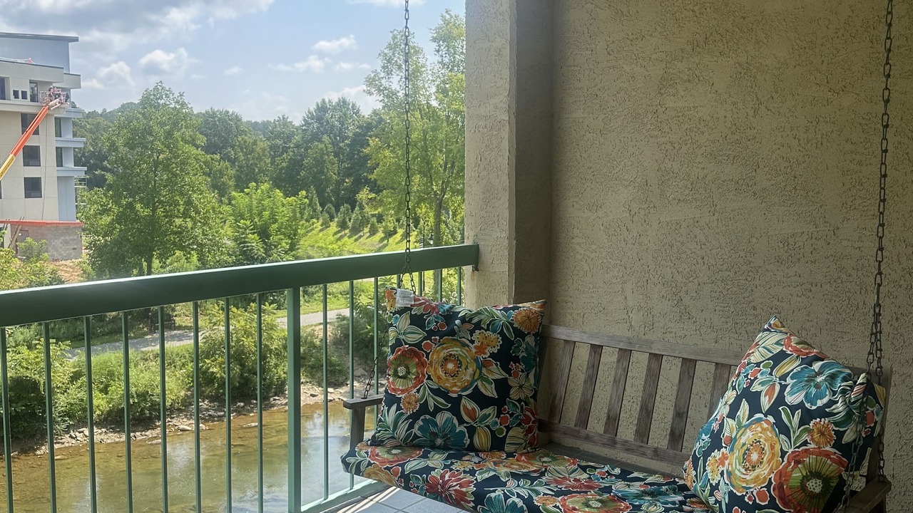 Photo of Others in Pigeon Forge