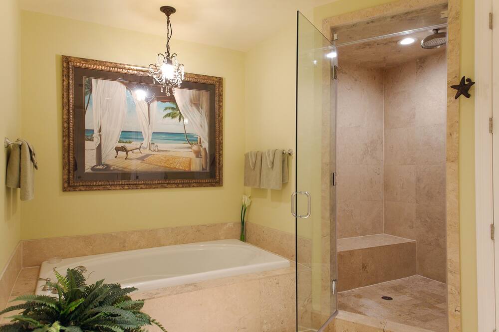 Photo of Bathroom in Ono Island