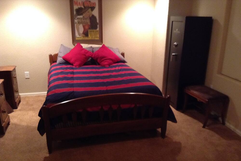 Photo of Bedroom in Northgate