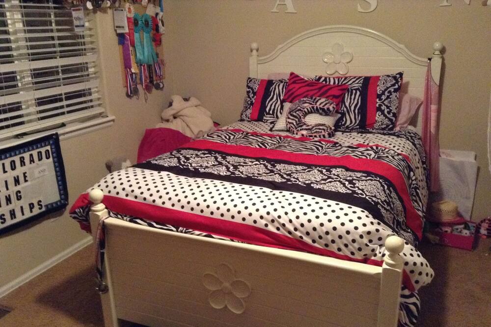 Photo of Bedroom in Northgate