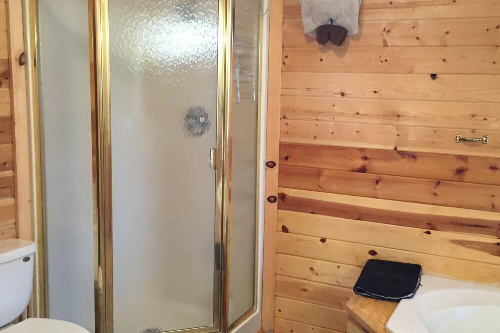 Photo of Bathroom in Ruidoso