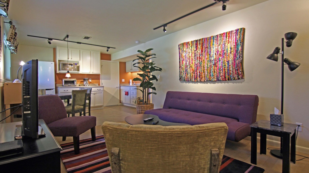 Photo of Livingroom in Table Mesa