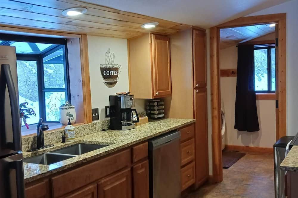 Photo of Kitchen in Shadow Mountain
