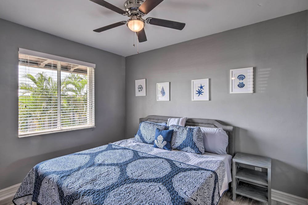 Photo of Bedroom in Naples