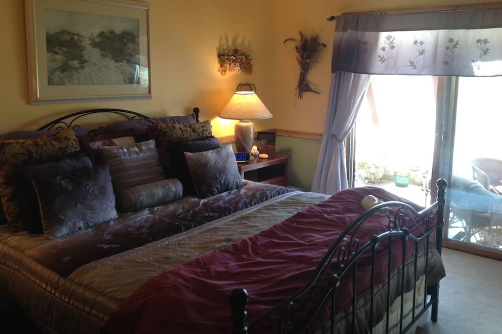 Photo of Bedroom in Divide
