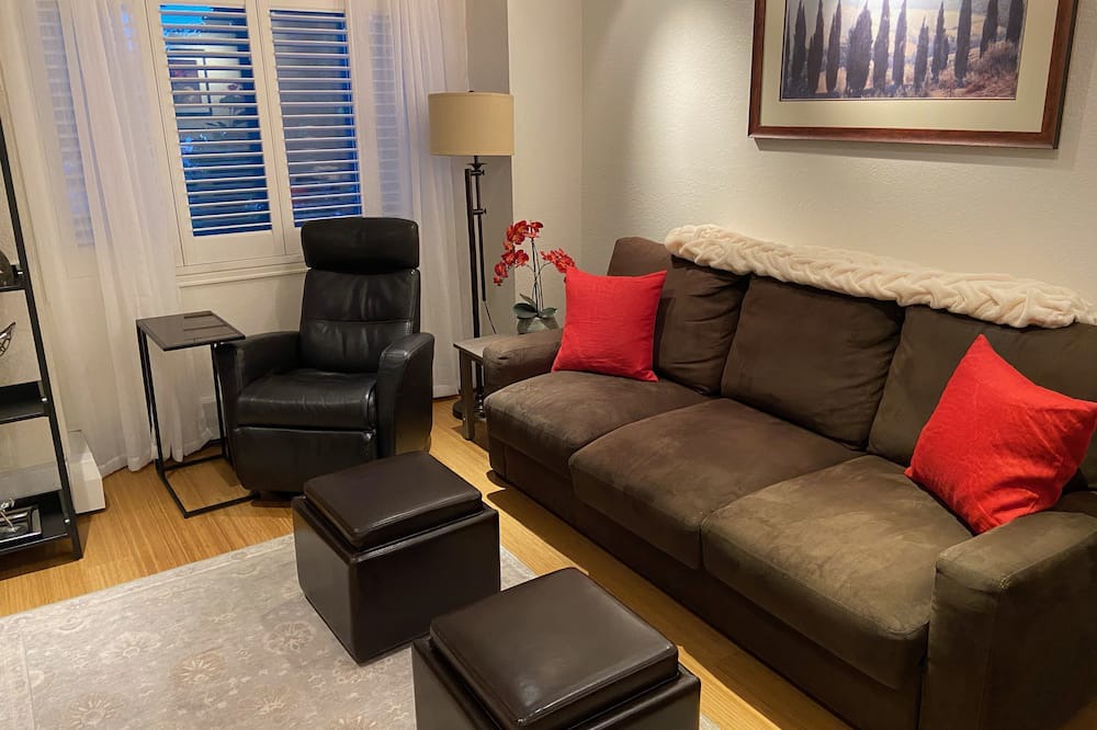 Photo of Bedroom in Whittier