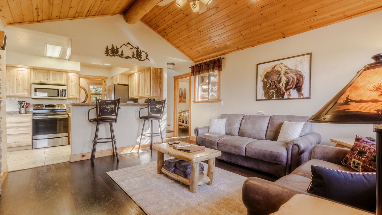 Photo of Livingroom in Westcreek
