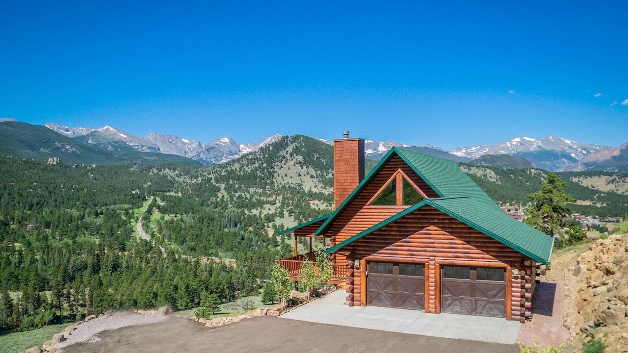 Photo of Outdoor in Windcliff Estates