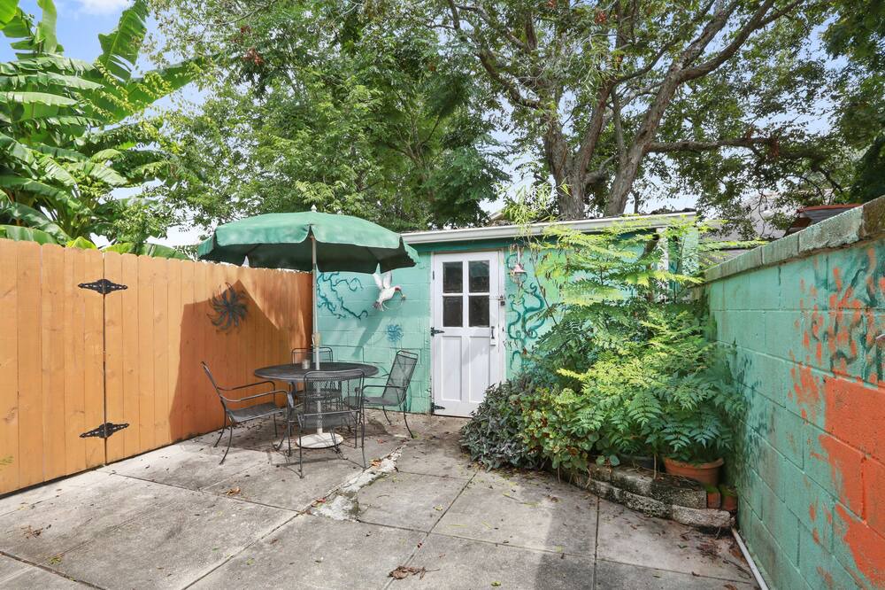 Photo of Patio Balcony in Algiers Point