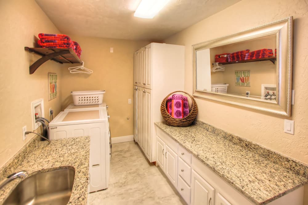 Photo of Kitchen in Kings Lake