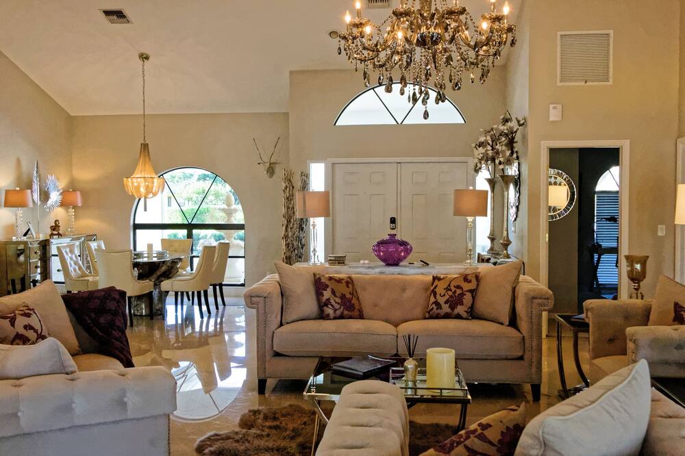 Photo of Livingroom in Kings Lake