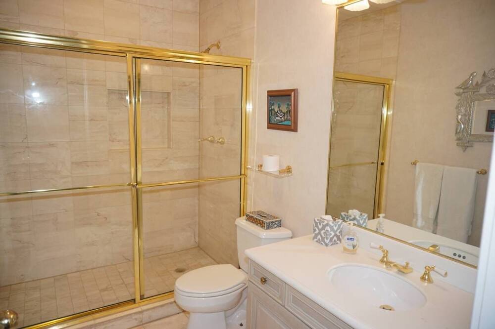 Photo of Bathroom in West End
