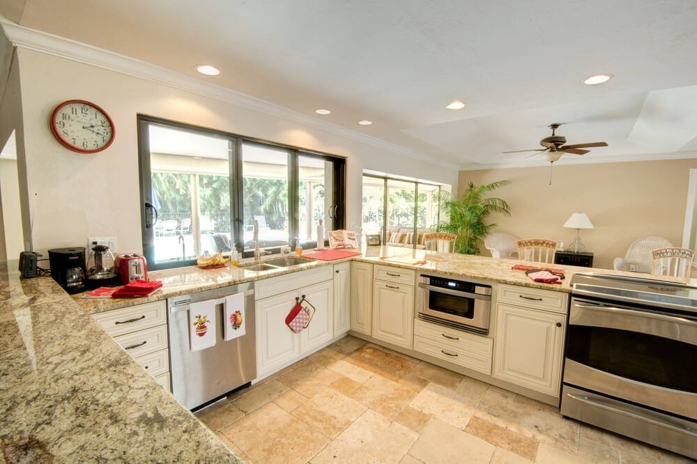 Photo of Kitchen in Kings Lake