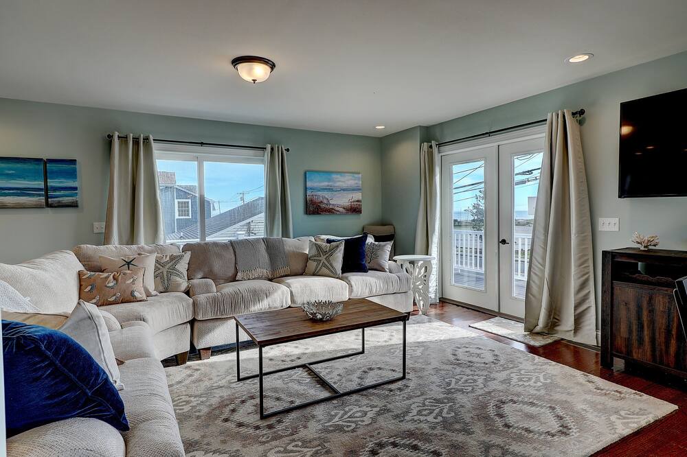 Photo of Bedroom in Eastward Look