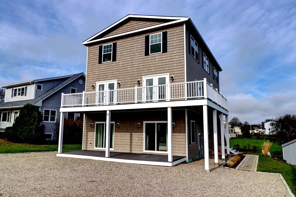Photo of Outdoor in Eastward Look