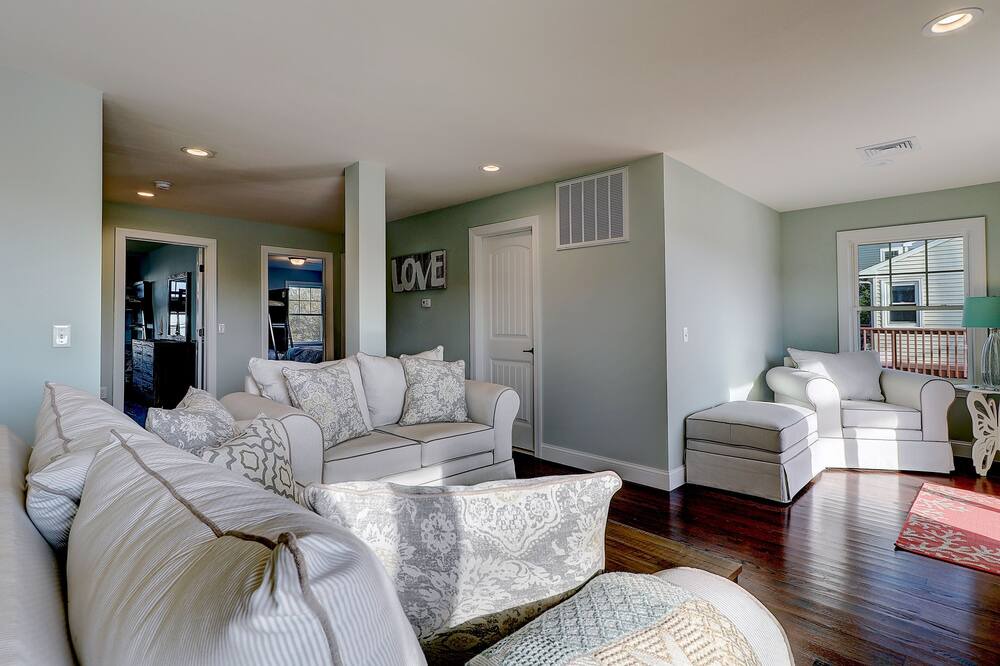 Photo of Bedroom in Eastward Look