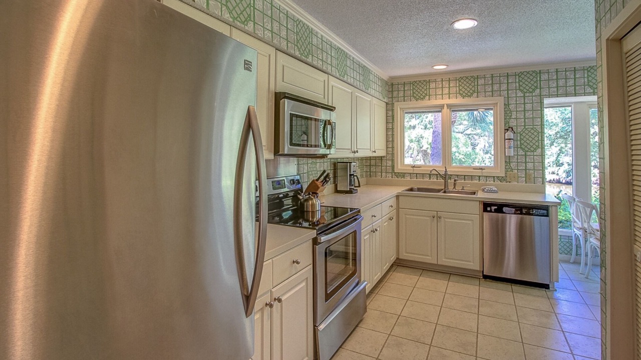 Photo of Kitchen in Beach Lagoon