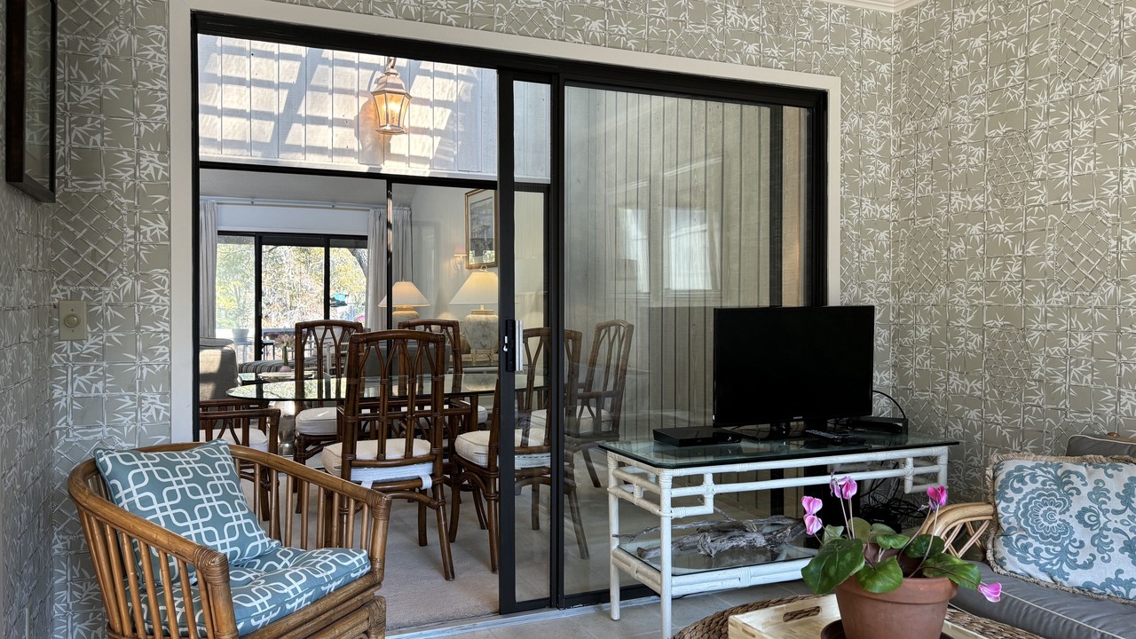Photo of Livingroom in Beach Lagoon