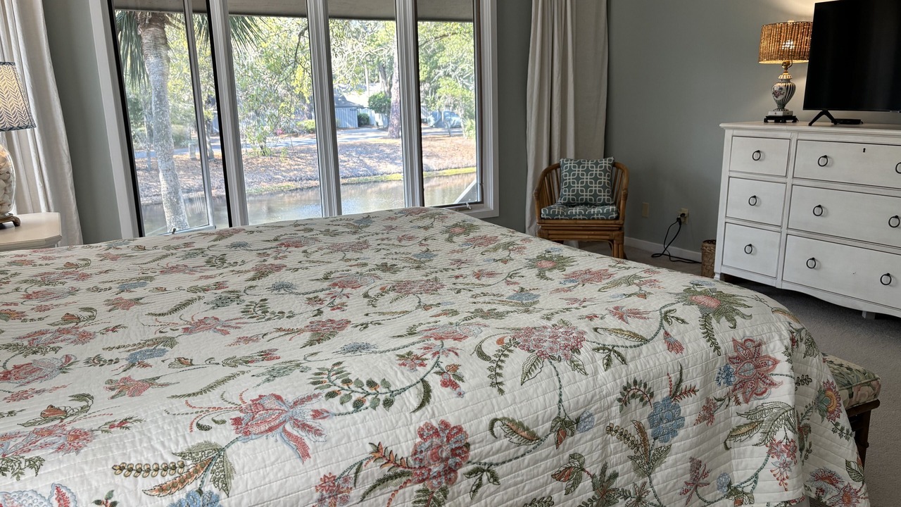 Photo of Bedroom in Beach Lagoon