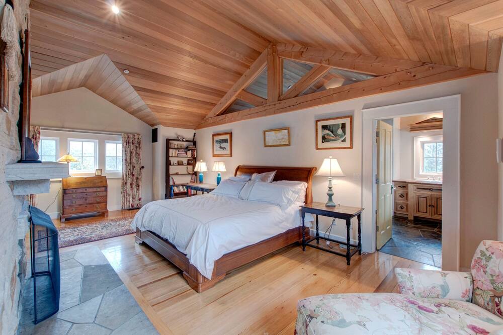 Photo of Bedroom in Boulder