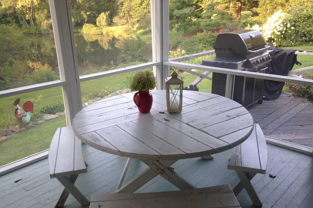 Photo of Patio Balcony in Red Hook