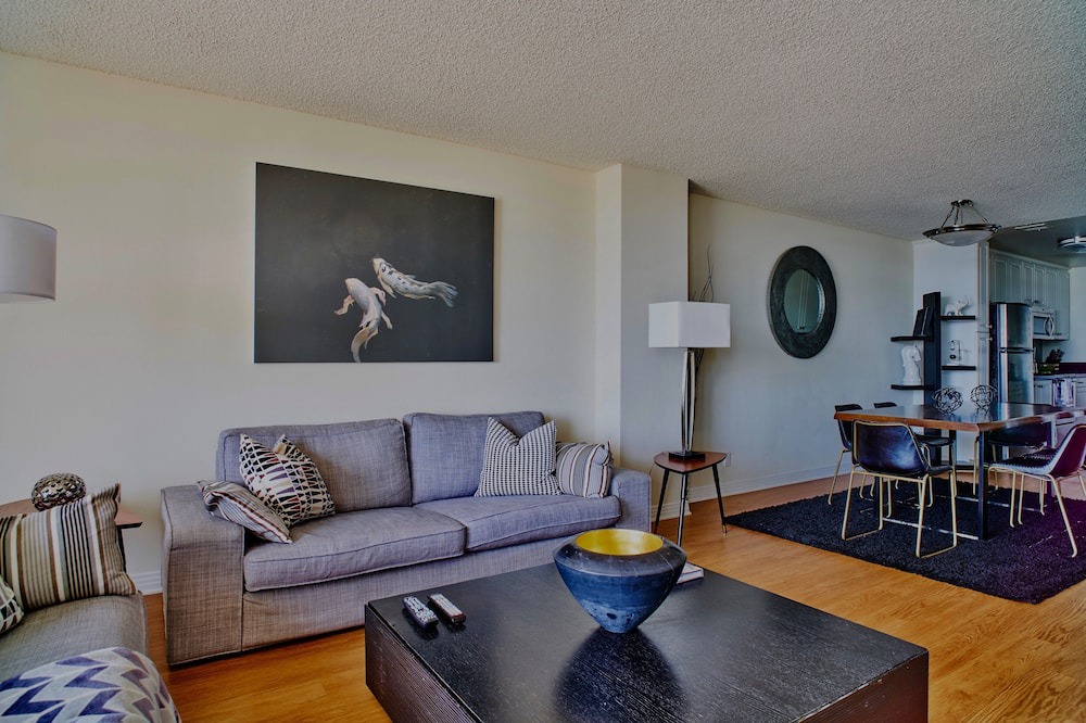 Photo of Livingroom in Marina Peninsula
