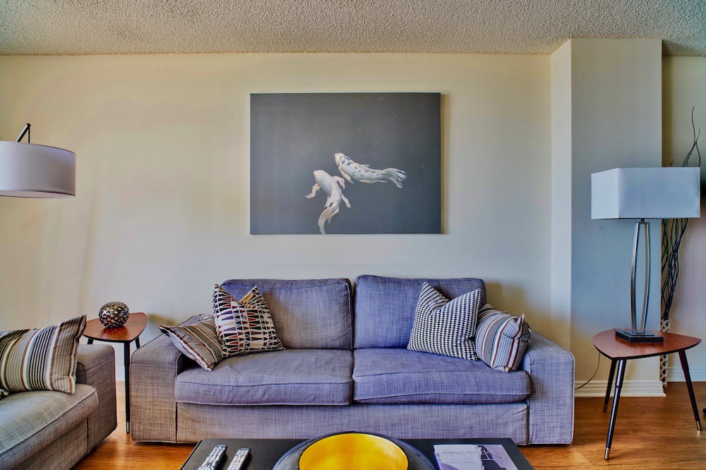 Photo of Livingroom in Marina Peninsula