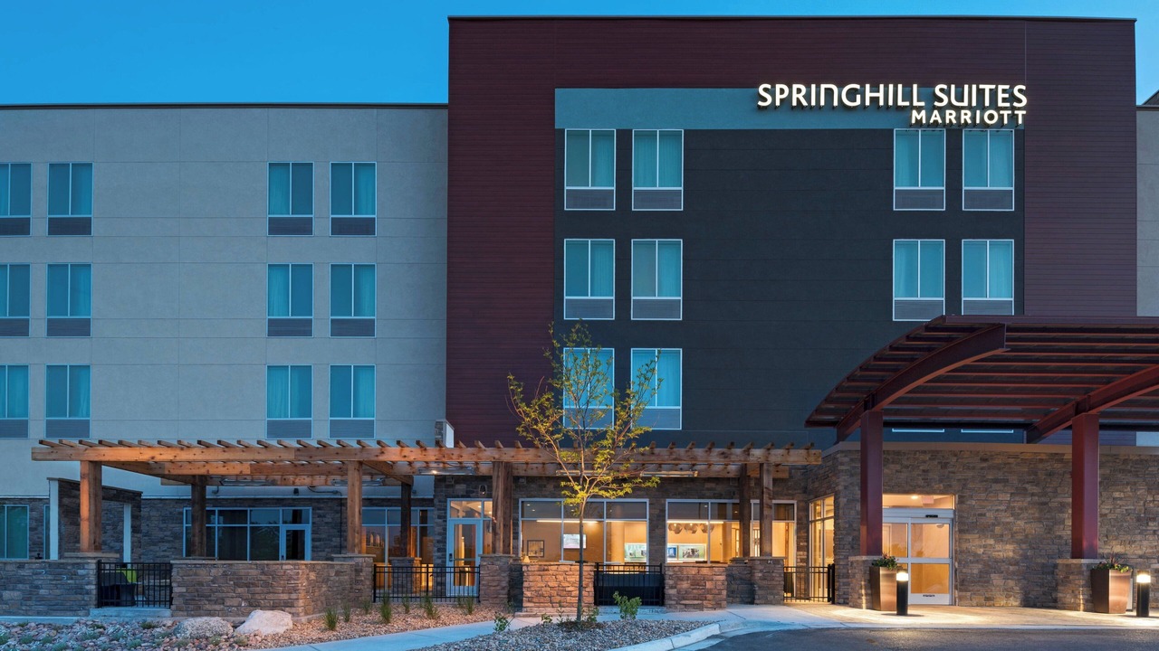 Photo of Outdoor in Denver West
