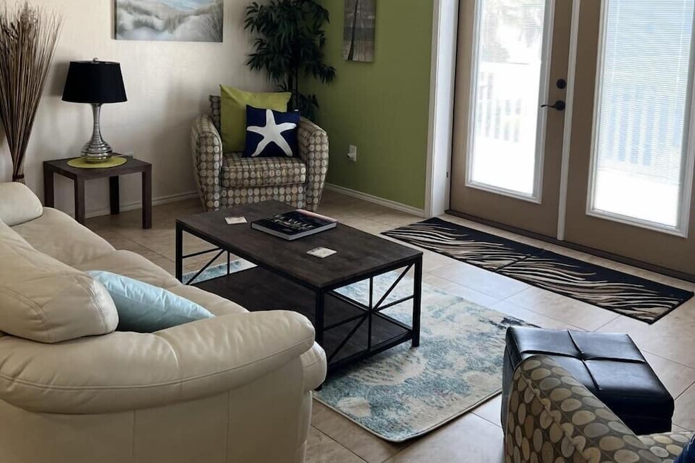 Photo of Livingroom in South Padre Island