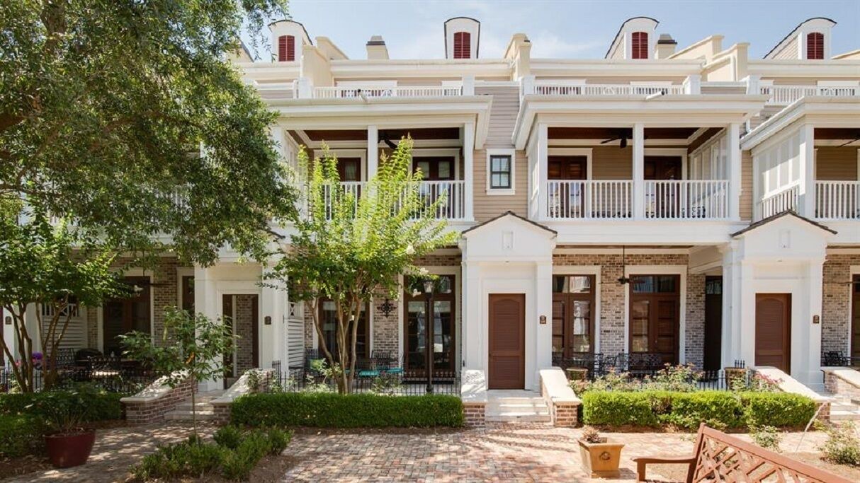 Photo of Outdoor in Baytowne Wharf