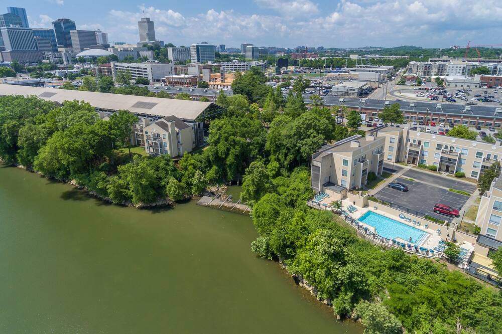 Photo of Outdoor in North Capitol