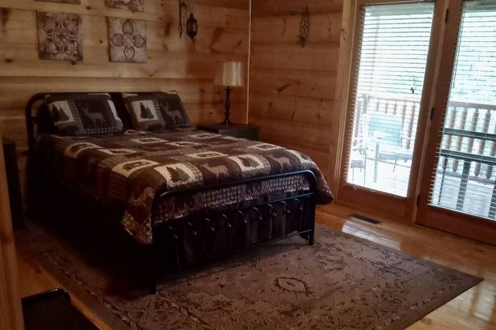 Photo of Bathroom in Spencer