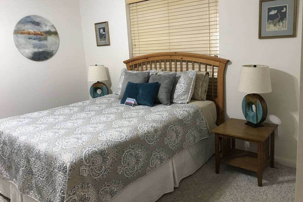 Photo of Bedroom in Apple Valley