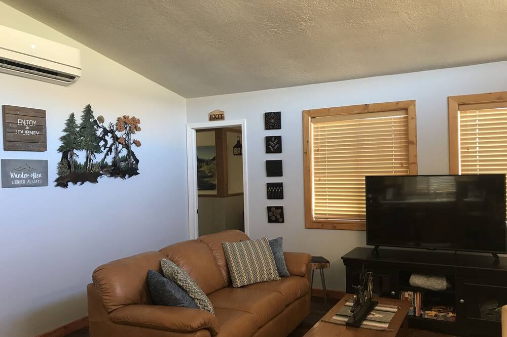Photo of Livingroom in Apple Valley