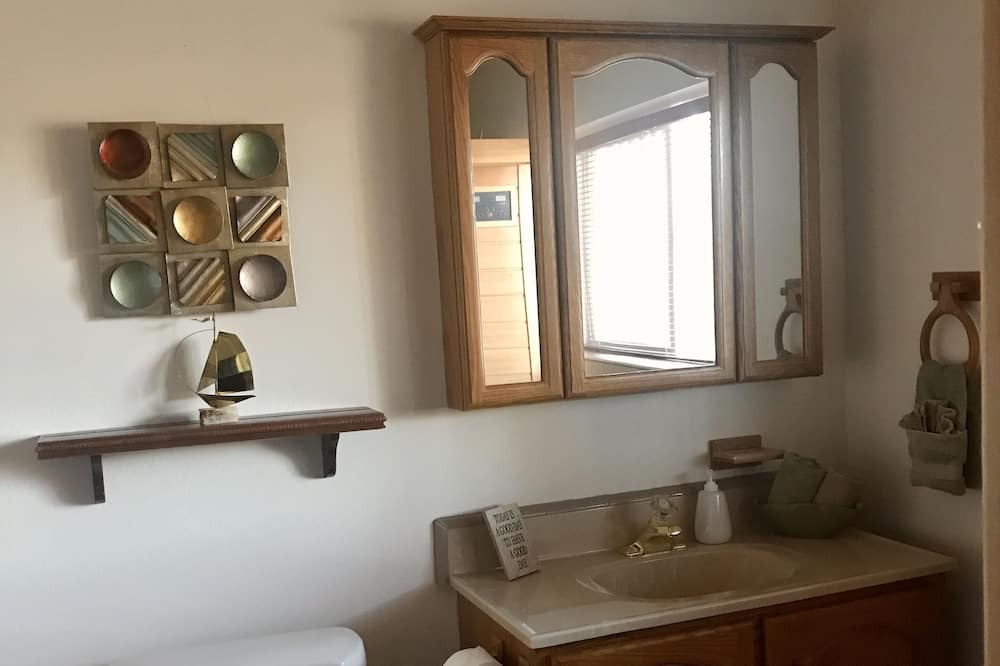 Photo of Bedroom in Apple Valley