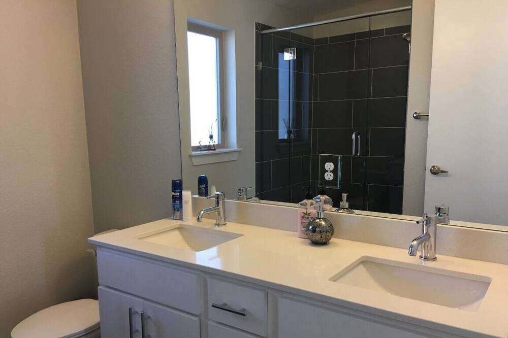 Photo of Bathroom in Sun Valley