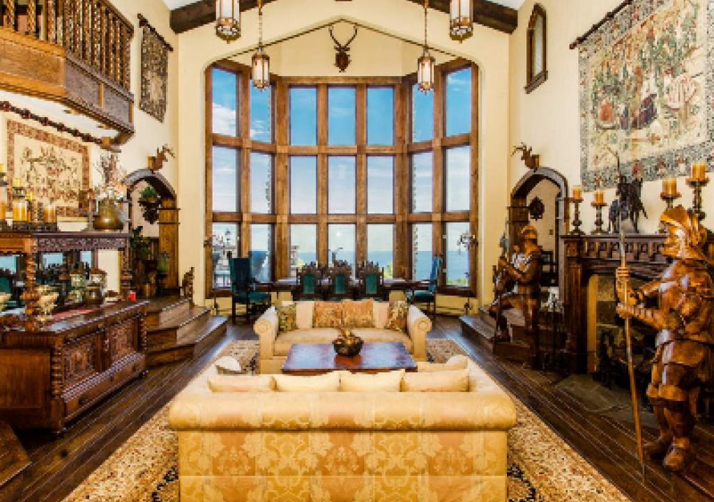 Photo of Livingroom in Bolton Landing