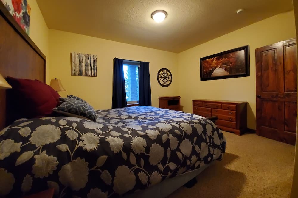 Photo of Bedroom in Homestead