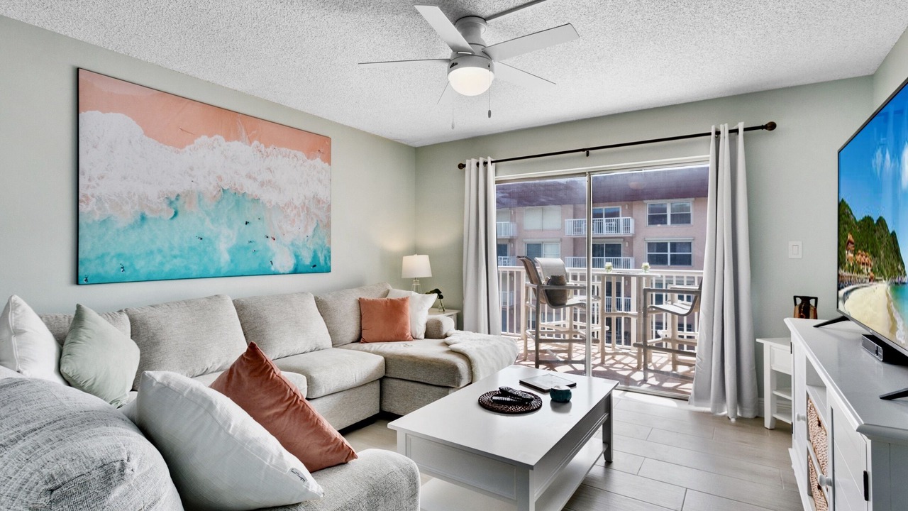 Photo of Livingroom in Cocoa Beach