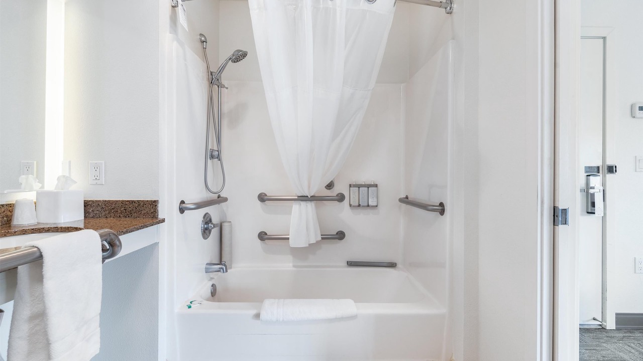 Photo of Bathroom in Bainbridge Island