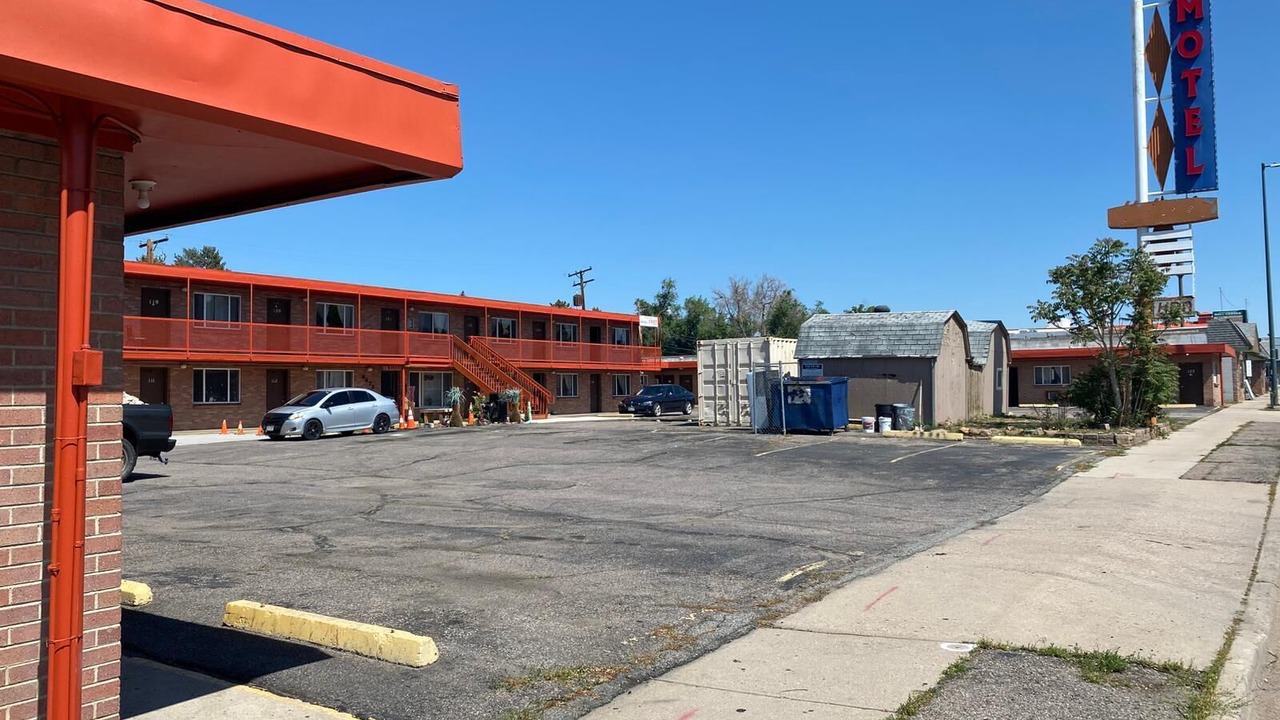 Photo of Outdoor in Englewood
