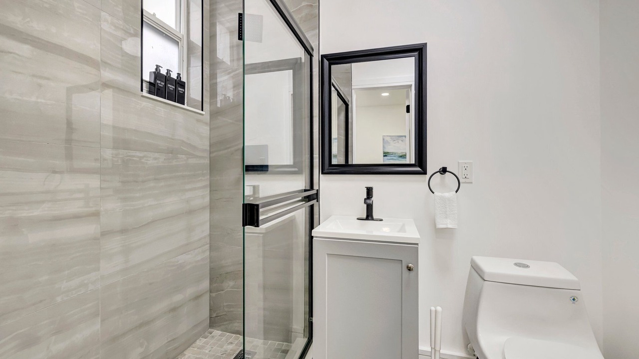 Photo of Bathroom in Central Beach