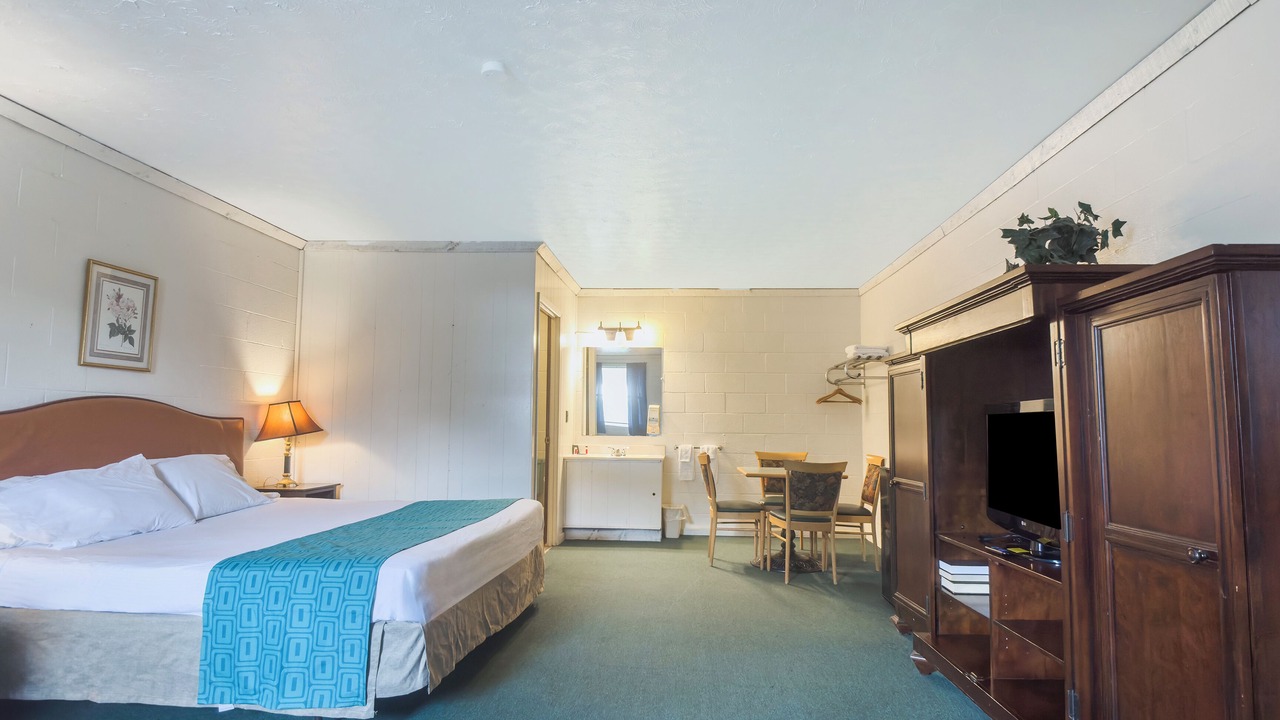 Photo of Bedroom in Spencer