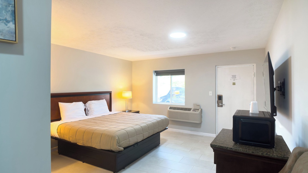 Photo of Bedroom in Tazewell