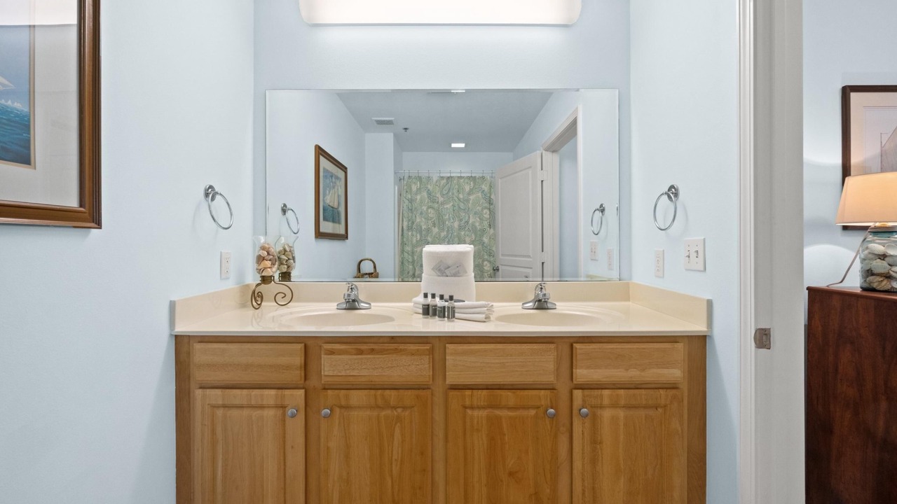 Photo of Bathroom in Waterside Village